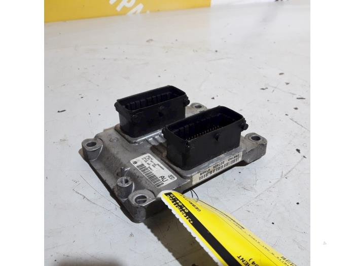 Used Injection computer Opel Agila (A) 1.2 16V Price € 75,00 Margin scheme offered by Yellow Parts