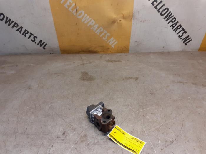 Gebrauchte AGR Ventil Suzuki Liana (ERC/ERD/RH4) 1.6 MPi 16V Preis € 39,99 Margenregelung angeboten von Yellow Parts