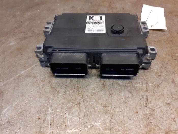 Used Engine management computer Suzuki Swift (ZA/ZC/ZD1/2/3/9) 1.3 VVT 16V Price € 69,00 Margin scheme offered by Yellow Parts