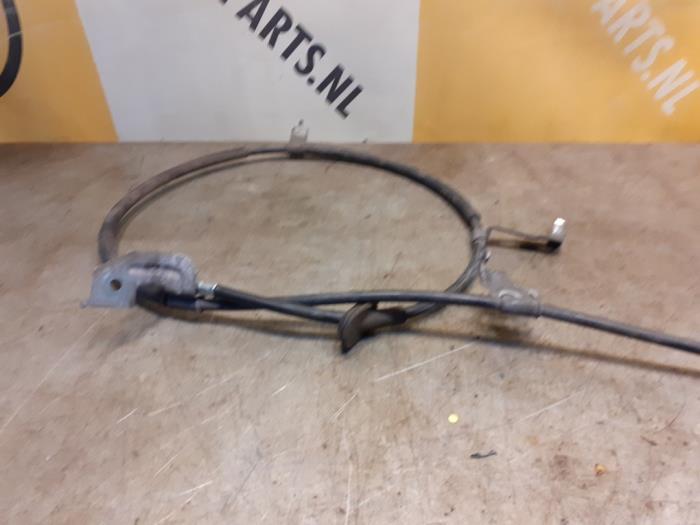 Câble frein à main d'un Suzuki SX4 (EY/GY) 1.6 16V 4x2 2010