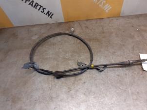 Câble frein à main d'un Suzuki SX4 (EY/GY) 1.6 16V 4x2 2010