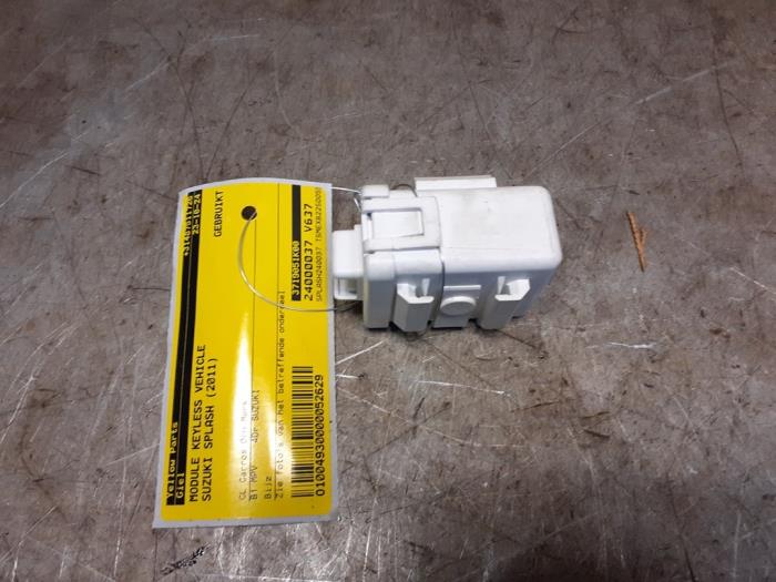 Używane Modul keyless vehicle Suzuki Splash 1.0 12V Cena € 39,99 Procedura marży oferowane przez Yellow Parts