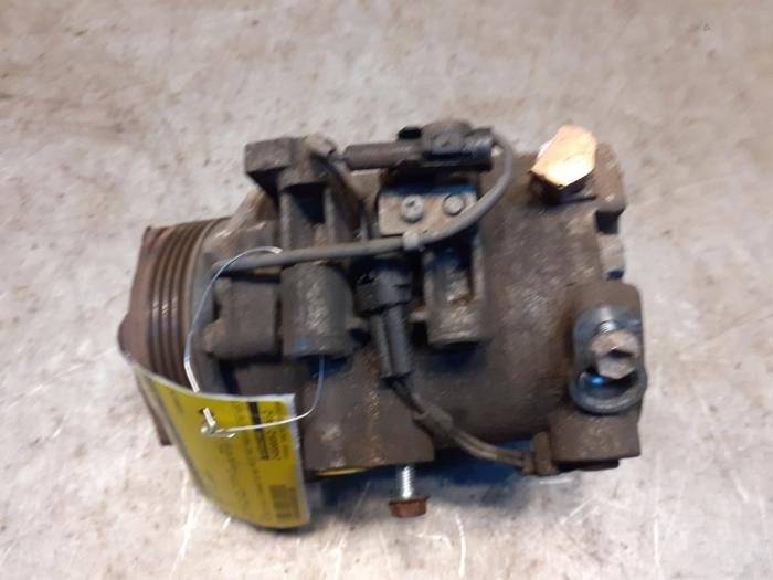 Usagé Pompe clim Suzuki SX4 (EY/GY) 1.5 16V Base,Comfort Prix € 139,99 Règlement à la marge proposé par Yellow Parts