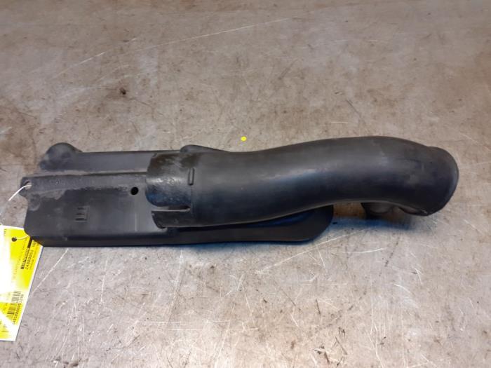 Begagnade Luftfilterhus Suzuki Alto 1.0 12V Pris € 25,00 Marginaltabell erbjuds av Yellow Parts