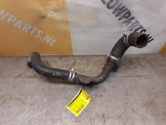 Begagnade Vattenrör Suzuki Swift (ZA/ZC/ZD1/2/3/9) 1.3 VVT 16V Pris € 19,99 Marginaltabell erbjuds av Yellow Parts