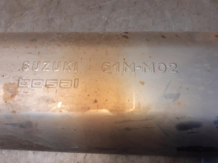 Gebrauchte Auspuff Mitteldämpfer Suzuki SX4 S-Cross (JY) 1.6 16V AllGrip Preis € 49,99 Margenregelung angeboten von Yellow Parts