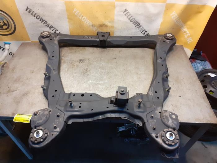 Used Subframe Suzuki Kizashi (FRE/FRF) 2.4 16V 4x4 Price on request offered by Yellow Parts