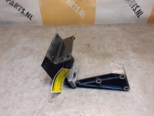 Used Gearbox mount Suzuki Swift (ZA/ZC/ZD) 1.2 16V Price € 44,99 Margin scheme offered by Yellow Parts