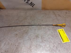 Usados Varilla medidora de aceite Suzuki Alto 1.0 12V Precio € 19,99 Norma de margen ofrecido por Yellow Parts