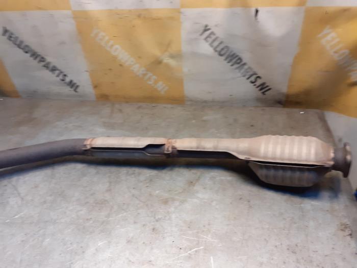 Used Front pipe + catalyst Suzuki Grand Vitara II (JT) 2.0 16V Price € 199,00 Margin scheme offered by Yellow Parts
