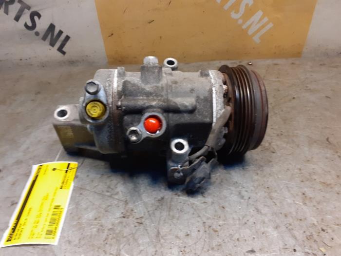 Usagé Pompe clim Suzuki SX4 S-Cross (JY) 1.4 Booster Jet Turbo 16V AllGrip Prix € 189,00 Règlement à la marge proposé par Yellow Parts
