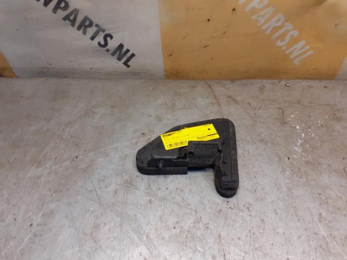 Używane Blacha (rózne) Suzuki SX4 S-Cross (JY) 1.4 Booster Jet Turbo 16V AllGrip Cena € 9,50 Procedura marży oferowane przez Yellow Parts