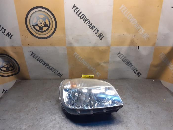 Używane Reflektor prawy Fiat Doblo Cargo (223) 1.3 D 16V Multijet DPF Cena € 39,99 Procedura marży oferowane przez Yellow Parts