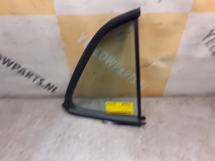 Usados Ventanilla triangular izquierda detrás Suzuki Splash 1.0 12V Precio € 29,99 Norma de margen ofrecido por Yellow Parts