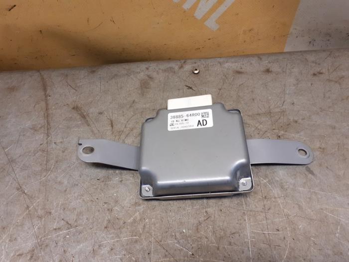 Usagé Transfer module 4x4 Suzuki SX4 S-Cross (JY) 1.4 Booster Jet Turbo 16V AllGrip Prix € 89,00 Règlement à la marge proposé par Yellow Parts