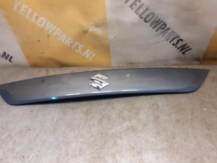 Tailgate handle Suzuki SX4 S-Cross 1.4 Booster Jet Turbo 16V