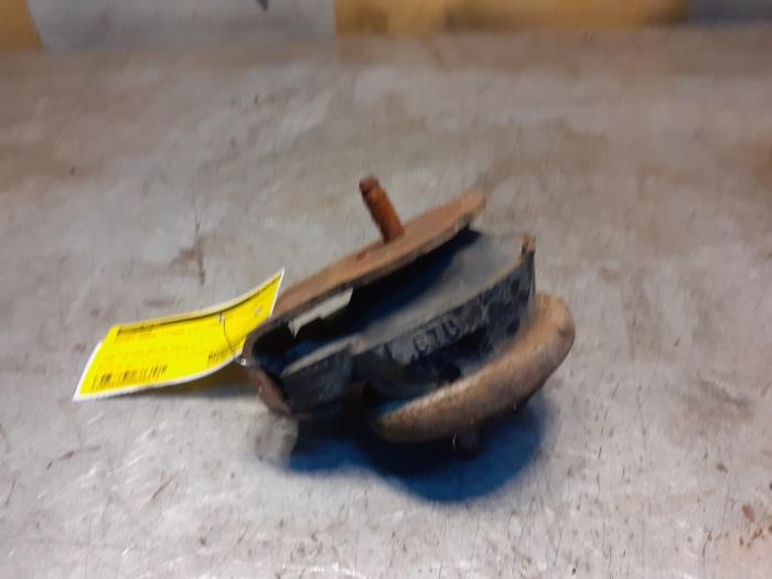 Used Engine mount Suzuki Grand Vitara I (FT/GT/HT) 2.5 V6 24V Price € 34,99 Margin scheme offered by Yellow Parts