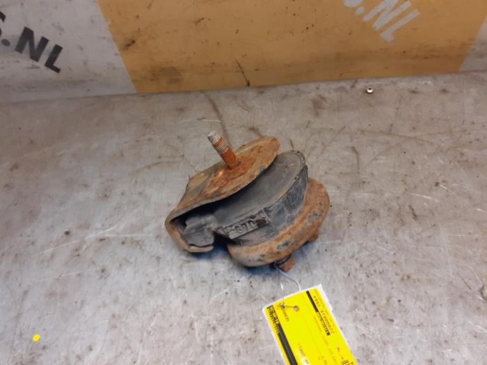Used Engine mount Suzuki Grand Vitara I (FT/GT/HT) 2.5 V6 24V Price € 29,99 Margin scheme offered by Yellow Parts