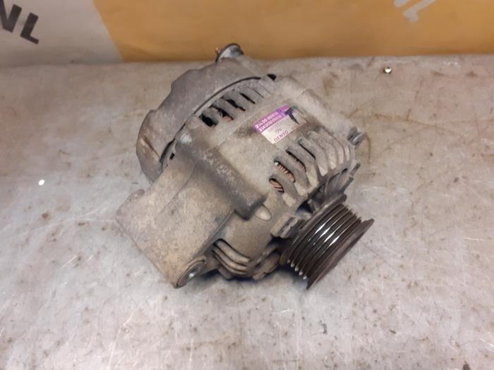 Usagé Dynamo Suzuki Alto 1.0 12V Prix € 39,00 Règlement à la marge proposé par Yellow Parts