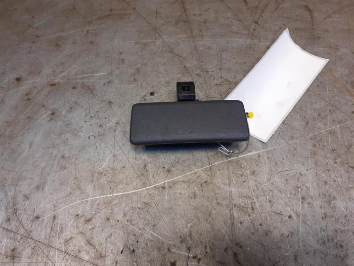 Begagnade Handskfacklock Suzuki Swift (ZA/ZC/ZD1/2/3/9) 1.3 VVT 16V Pris € 17,50 Marginaltabell erbjuds av Yellow Parts
