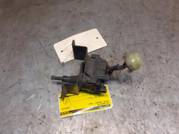 Używane Silnik reflektora Suzuki Samurai 1.3 4x4 Cena € 27,50 Procedura marży oferowane przez Yellow Parts