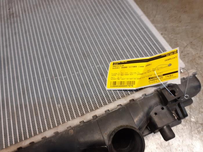 Usagé Radiateur Suzuki Grand Vitara II (JT) 2.4 16V Prix € 89,00 Règlement à la marge proposé par Yellow Parts