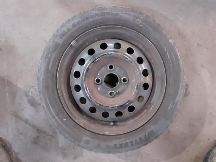 Begagnade Hjul + däck Suzuki Alto 1.0 12V Pris € 45,00 Marginaltabell erbjuds av Yellow Parts