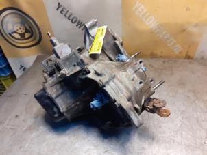 Getriebe van een Suzuki Alto (SH410) 1.0 GA,GL 1999