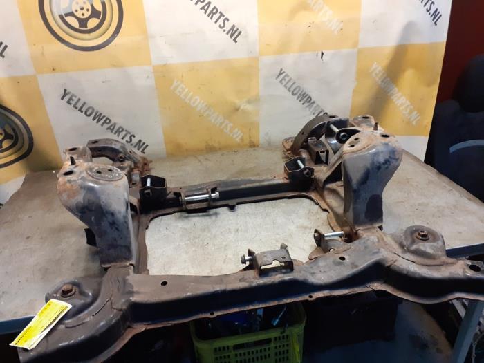 Begagnade Underram Suzuki Grand Vitara II (JT) 2.0 16V Pris € 245,00 Marginaltabell erbjuds av Yellow Parts