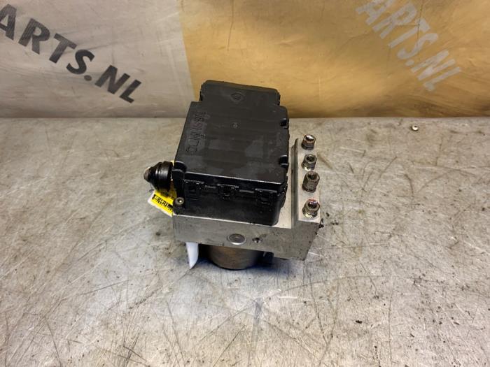 Begagnade ABS-pump Suzuki Ignis (FH) 1.3 16V Pris € 74,99 Marginaltabell erbjuds av Yellow Parts