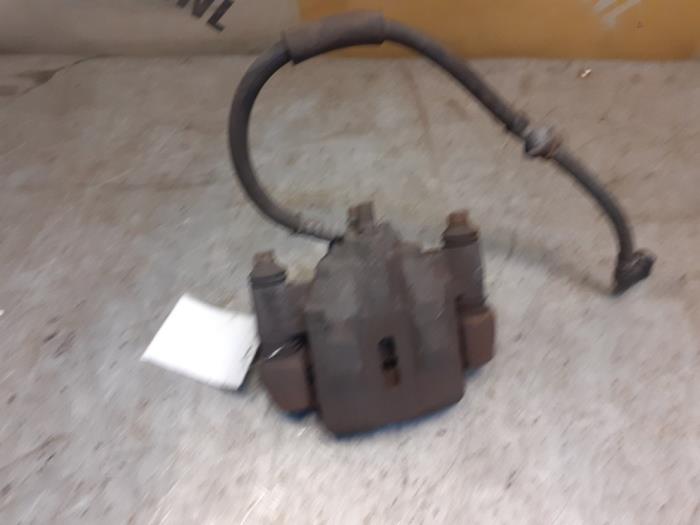 Gebrauchte Bremszange links vorne Suzuki Jimny Hardtop 1.3i 16V Preis € 24,99 Margenregelung angeboten von Yellow Parts