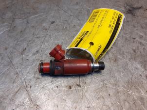 Usados Inyector (inyección de gasolina) Suzuki Jimny Hardtop 1.3i 16V Precio € 19,99 Norma de margen ofrecido por Yellow Parts