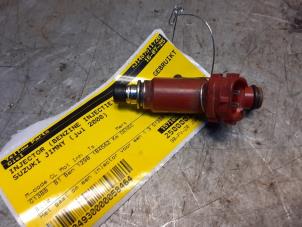 Usados Inyector (inyección de gasolina) Suzuki Jimny Hardtop 1.3i 16V Precio € 19,99 Norma de margen ofrecido por Yellow Parts