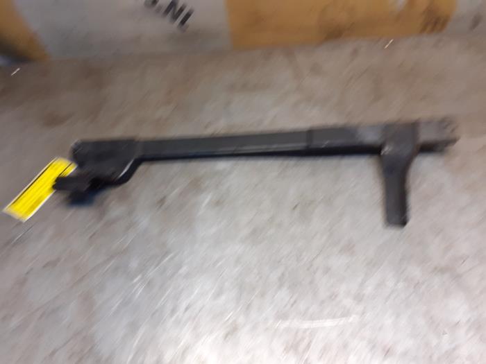 Used Radiator Suzuki Grand Vitara I (FT/GT/HT) 2.5 V6 24V Price € 25,00 Margin scheme offered by Yellow Parts