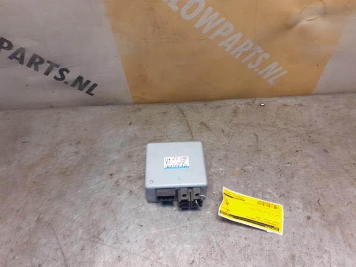 Used Power steering computer Suzuki Splash 1.0 12V Price € 49,00 Margin scheme offered by Yellow Parts