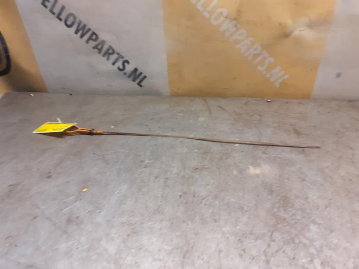 Gebrauchte Ölmessstab Suzuki Splash 1.0 12V Preis € 19,99 Margenregelung angeboten von Yellow Parts