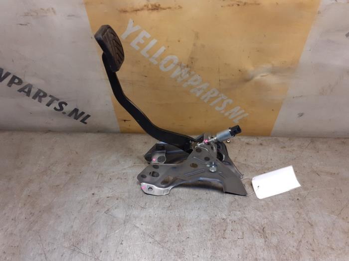 Używane Pedal sprzegla Suzuki Celerio (LF) 1.0 12V Cena € 44,95 Procedura marży oferowane przez Yellow Parts