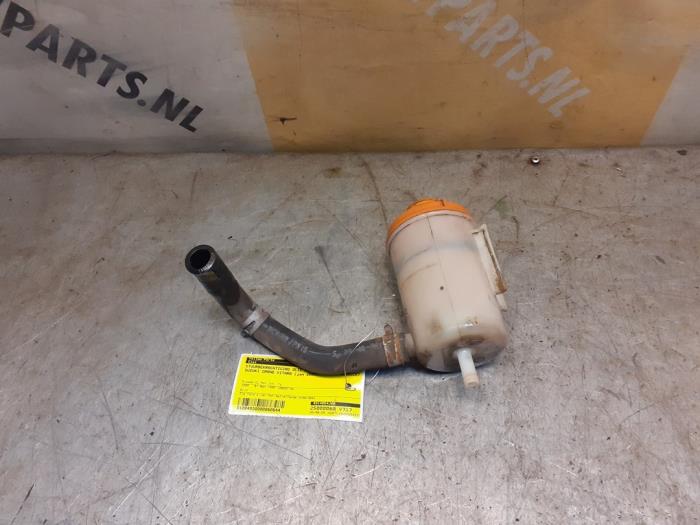 Begagnade Styrservotank Suzuki Grand Vitara I (FT/GT/HT) 2.0 16V Pris € 19,99 Marginaltabell erbjuds av Yellow Parts