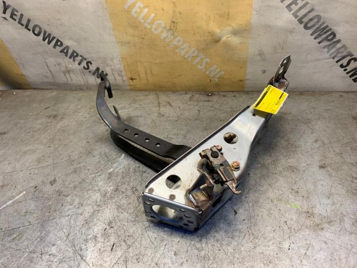 Gebrauchte Pedale Set Suzuki Vitara (ET/FT/TA) 1.6i Preis € 99,00 Margenregelung angeboten von Yellow Parts