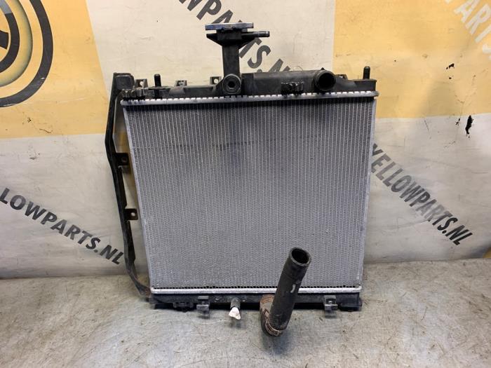 Usagé Radiateur Suzuki Celerio (LF) 1.0 12V Prix € 79,00 Règlement à la marge proposé par Yellow Parts