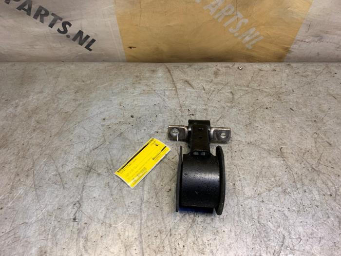 Usagé Support moteur Suzuki Vitara (LY/MY) 1.6 16V DDiS AllGrip Prix € 49,00 Règlement à la marge proposé par Yellow Parts