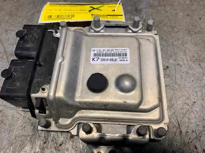 Used Engine management computer Suzuki Swift (ZA/ZC/ZD) 1.2 16V Price € 49,99 Margin scheme offered by Yellow Parts