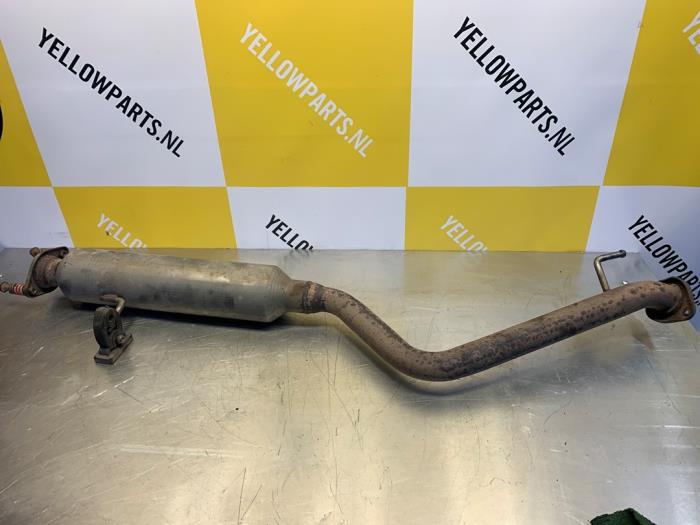 Gebrauchte Auspuff Mitteldämpfer Suzuki Grand Vitara II (JT) 2.4 16V Preis € 89,00 Margenregelung angeboten von Yellow Parts