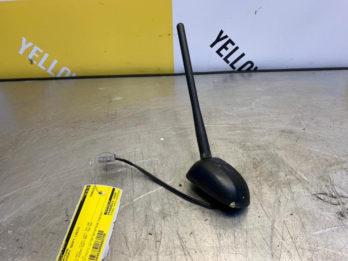 Używane Antena Suzuki Swift (ZA/ZC/ZD) 1.2 16V Cena € 24,99 Procedura marży oferowane przez Yellow Parts