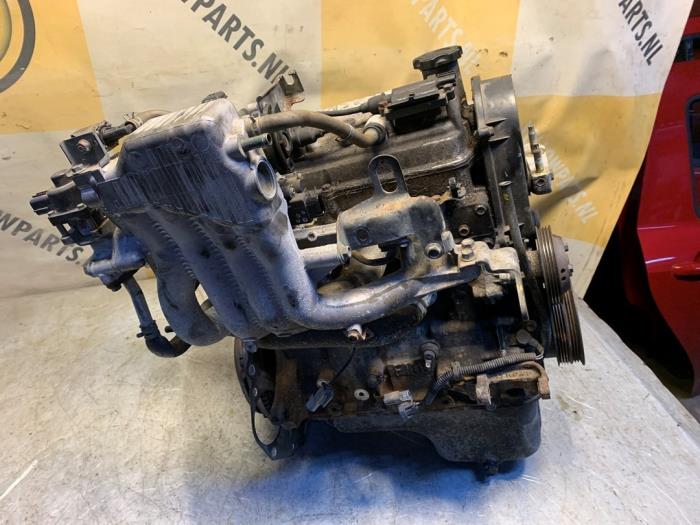 Begagnade Motor Suzuki Alto (RF410) 1.1 16V Pris € 225,00 Marginaltabell erbjuds av Yellow Parts