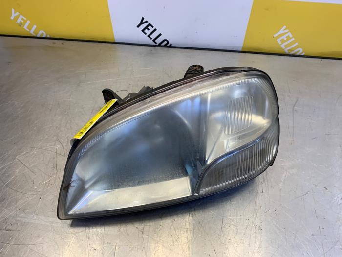 Używane Reflektor lewy Suzuki Ignis (FH) 1.5 16V Sport Cena € 89,00 Procedura marży oferowane przez Yellow Parts