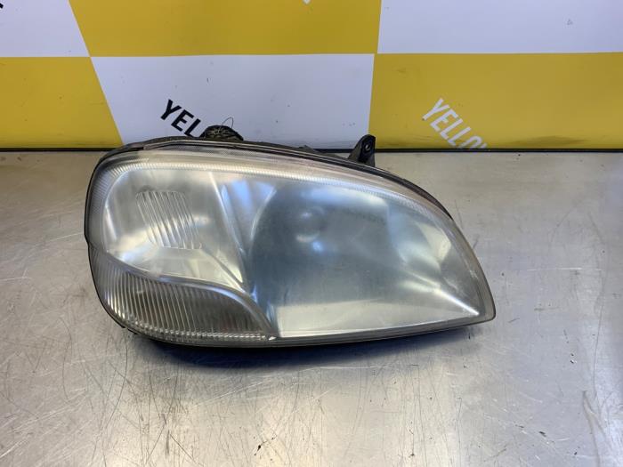Używane Reflektor prawy Suzuki Ignis (FH) 1.5 16V Sport Cena € 89,00 Procedura marży oferowane przez Yellow Parts