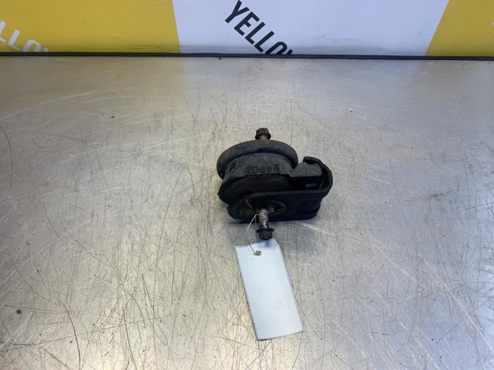 Usagé Support moteur Suzuki Grand Vitara I (FT/GT/HT) 2.0 TDI Prix € 44,95 Règlement à la marge proposé par Yellow Parts