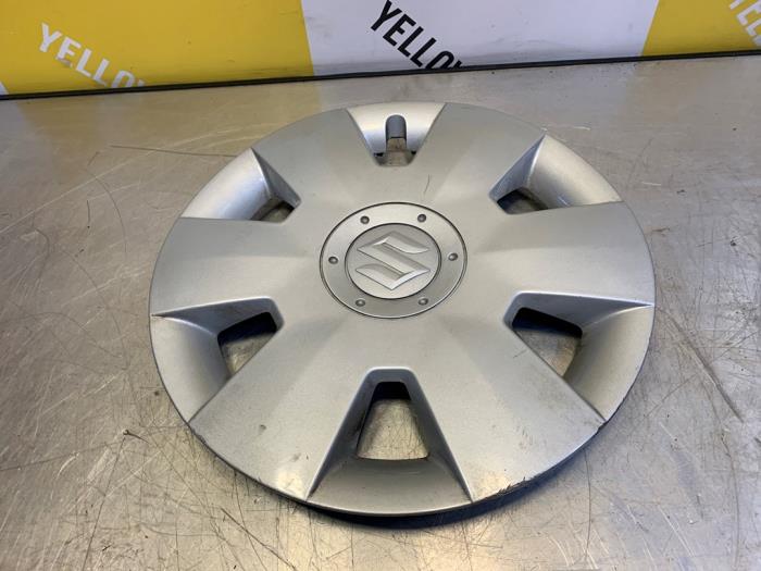 Używane Kolpak Suzuki Swift (ZA/ZC/ZD1/2/3/9) 1.3 VVT 16V Cena € 12,50 Procedura marży oferowane przez Yellow Parts