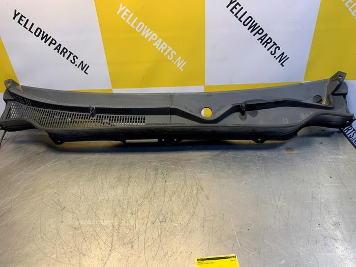 Używane Parawan Suzuki Vitara (LY/MY) 1.6 16V VVT Cena € 49,99 Procedura marży oferowane przez Yellow Parts